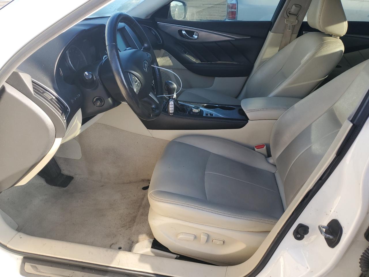 2016 Infiniti Q50 Base VIN: JN1CV7AR1GM251359 Lot: 55860605