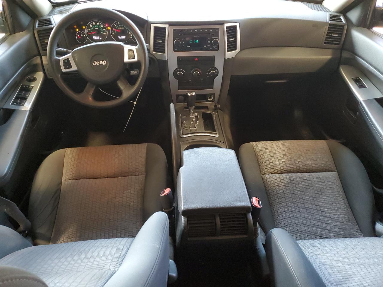 2008 Jeep Grand Cherokee Laredo VIN: 1J8GR48KX8C153473 Lot: 56560325