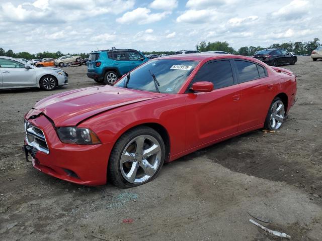 Седаны DODGE CHARGER 2013 Красный