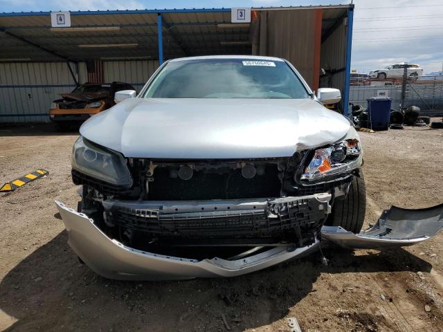Sedans HONDA ACCORD 2013 Srebrny