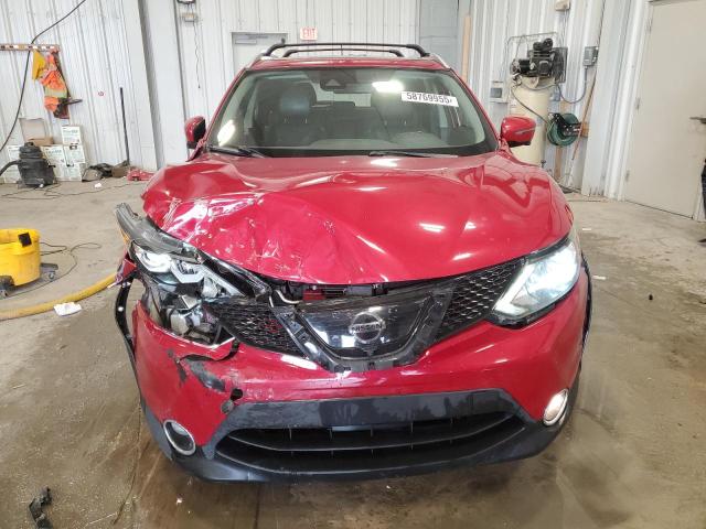  NISSAN ROGUE 2017 Червоний