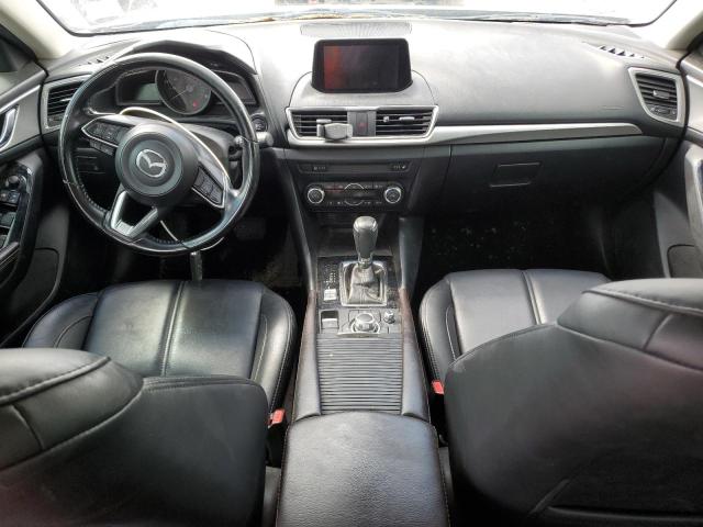  MAZDA 3 2018 Srebrny