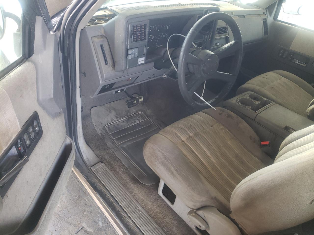 1993 Chevrolet Gmt-400 C1500 VIN: 2GCEC19K2P1159513 Lot: 57424385