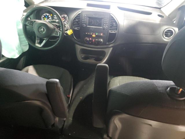  MERCEDES-BENZ METRIS 2018 Чорний