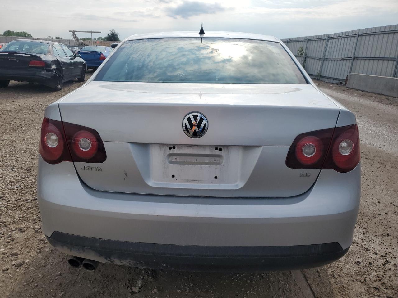 2009 Volkswagen Jetta S VIN: 3VWJM71K09M136878 Lot: 55673745