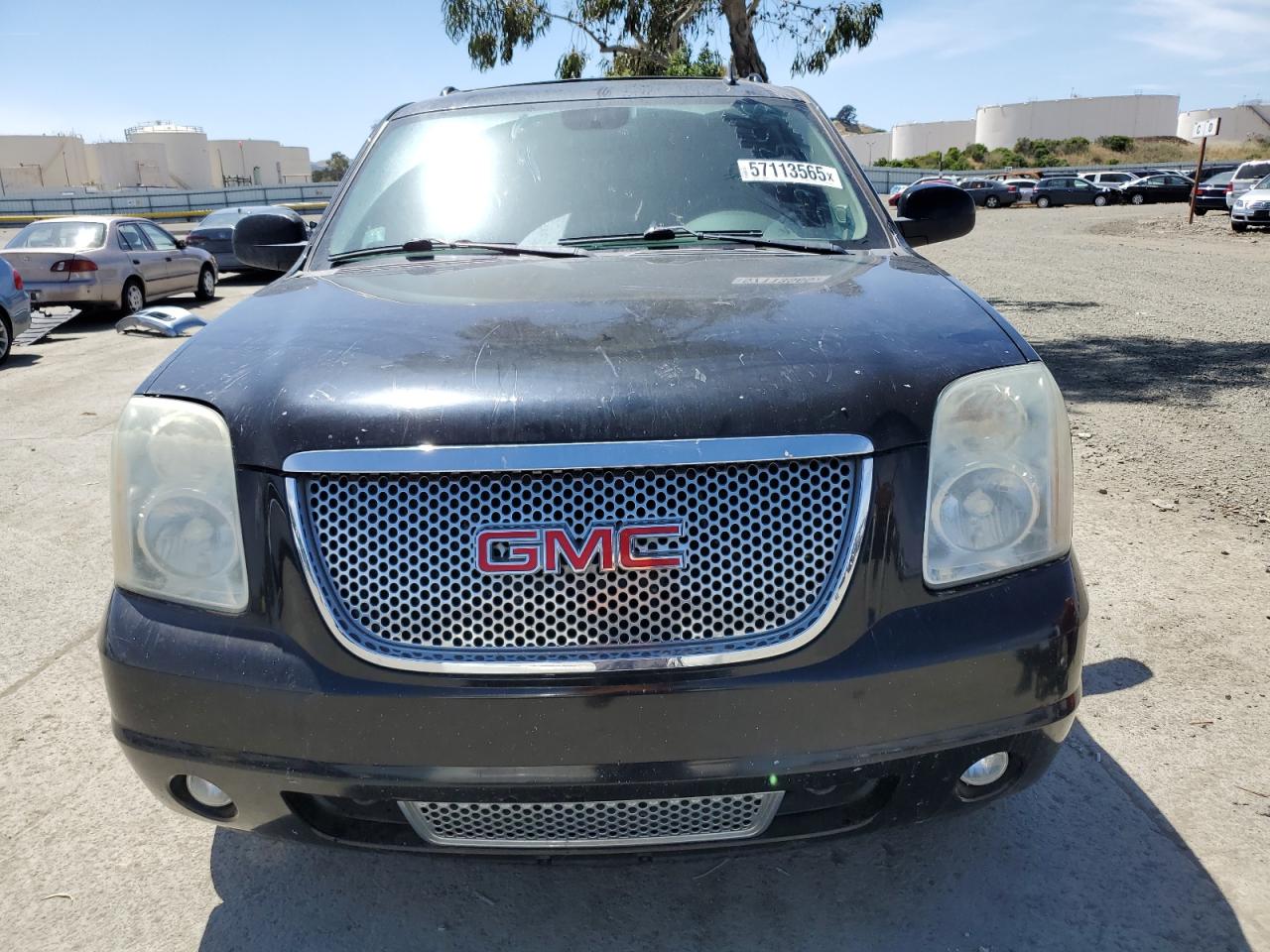 2011 GMC Yukon Xl Denali VIN: 1GKS2MEF9BR321013 Lot: 57113565