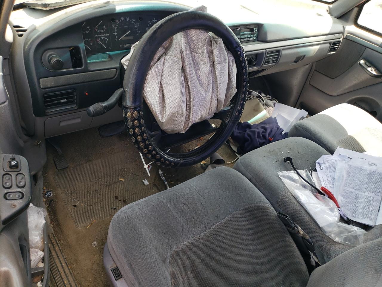 1995 Ford F150 VIN: 1FTEF15N7SNB13223 Lot: 56002595