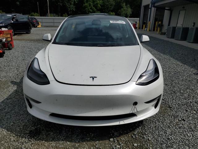  TESLA MODEL 3 2023 Белы