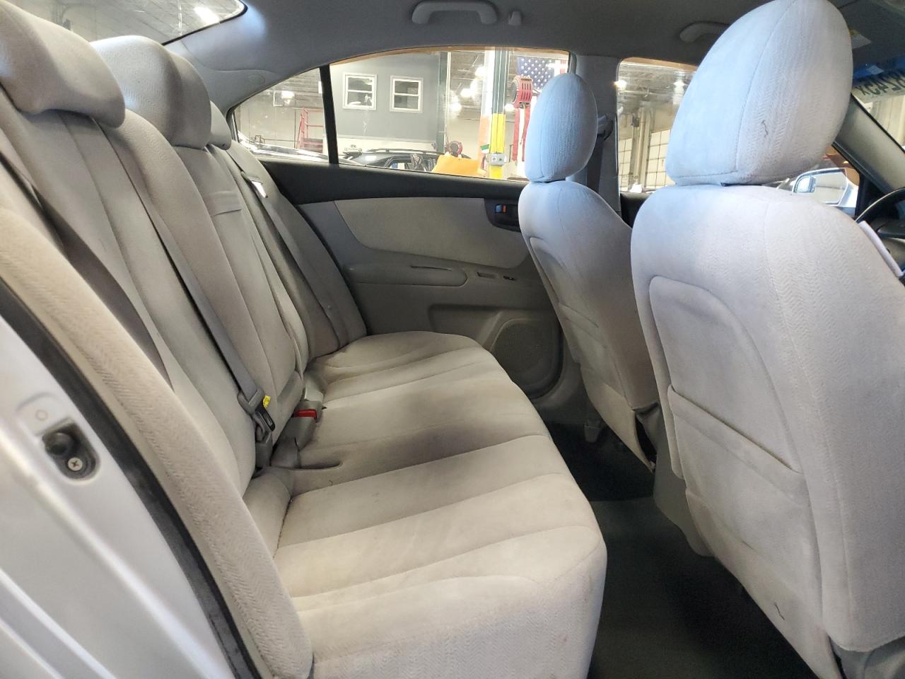 2007 Kia Optima Lx VIN: KNAGE123475137837 Lot: 55548245