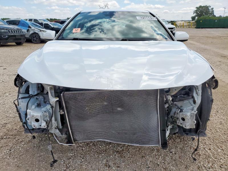  TOYOTA CAMRY 2022 Biały