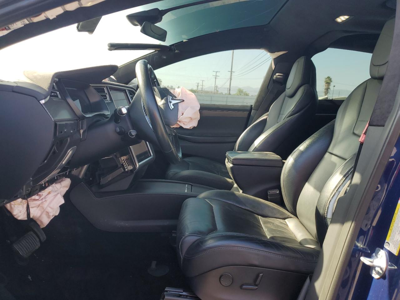 2017 Tesla Model X VIN: 5YJXCDE25HF044564 Lot: 57324205