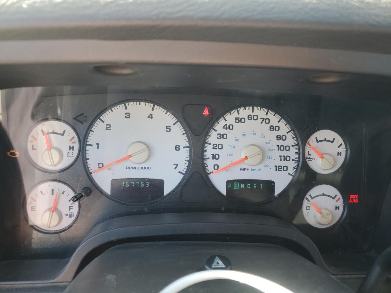 2002 Dodge Ram 1500 VIN: 3D7HA18N22G171729 Lot: 56913675