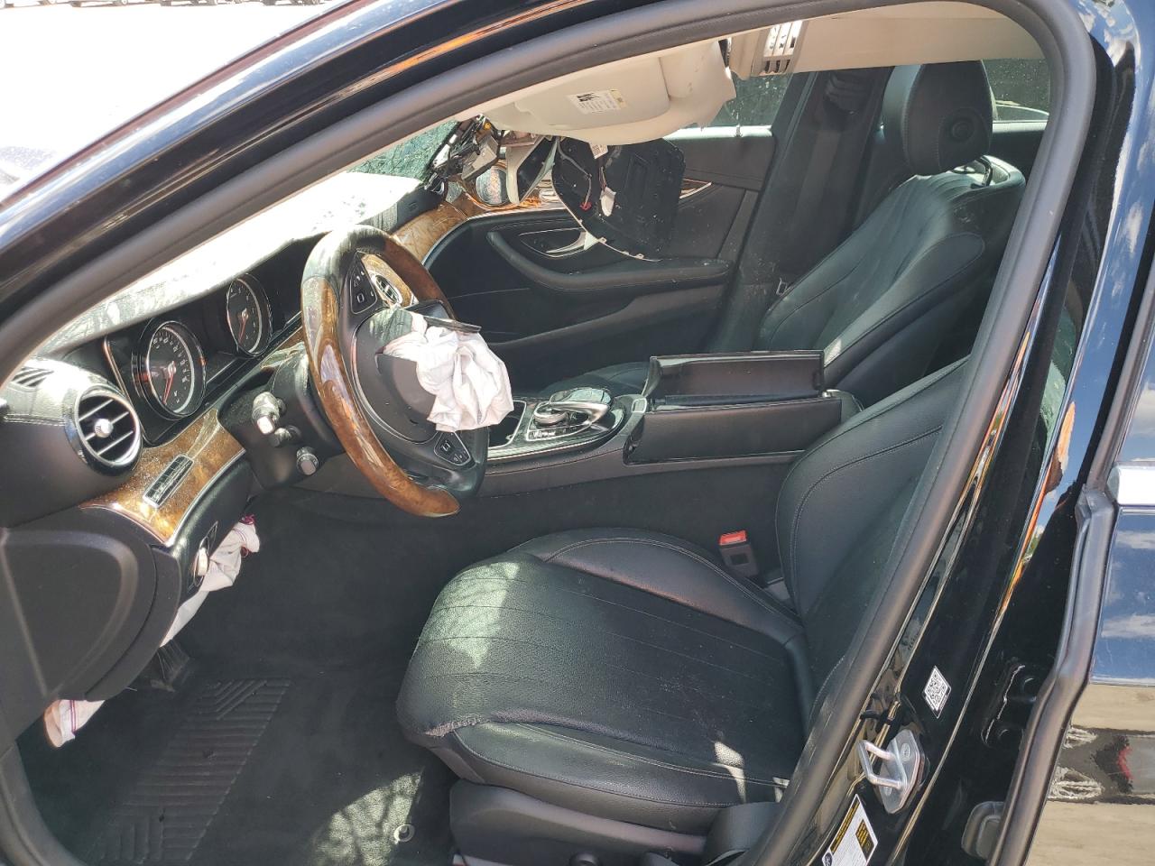 2018 Mercedes-Benz E 300 VIN: WDDZF4JB5JA336600 Lot: 59024215