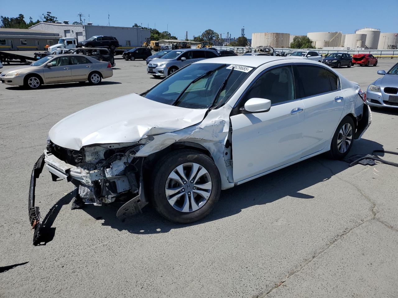 1HGCR2F38EA110233 HONDA ACCORD Photo 1