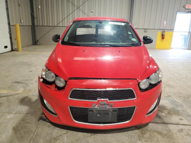  CHEVROLET SONIC 2016 Czerwony