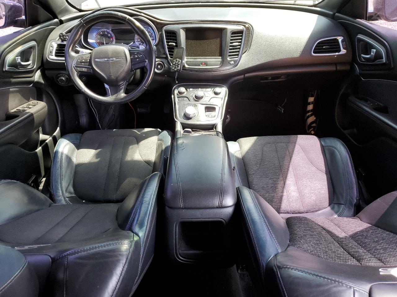 2015 Chrysler 200 Limited VIN: 1C3CCCAB5FN631767 Lot: 57177145