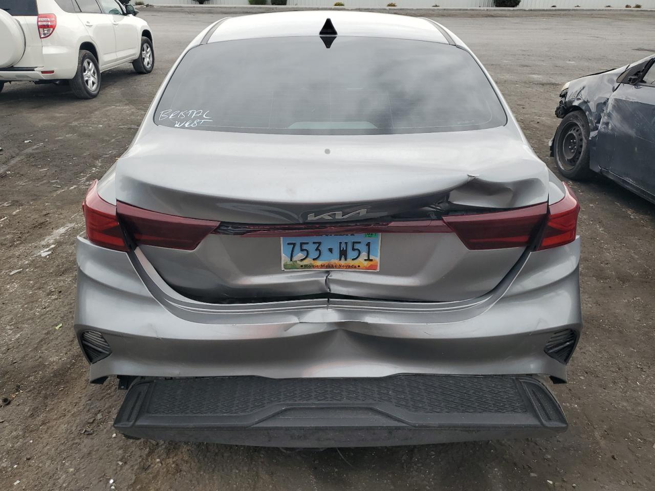 2022 Kia Forte Fe VIN: 3KPF24AD6NE489564 Lot: 57705275