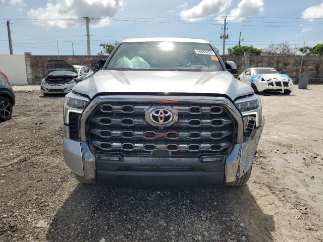  TOYOTA TUNDRA 2024 Серебристый