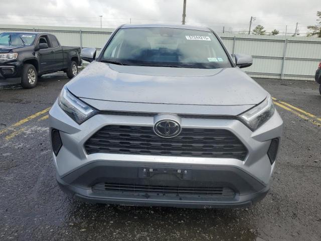  TOYOTA RAV4 2023 Srebrny