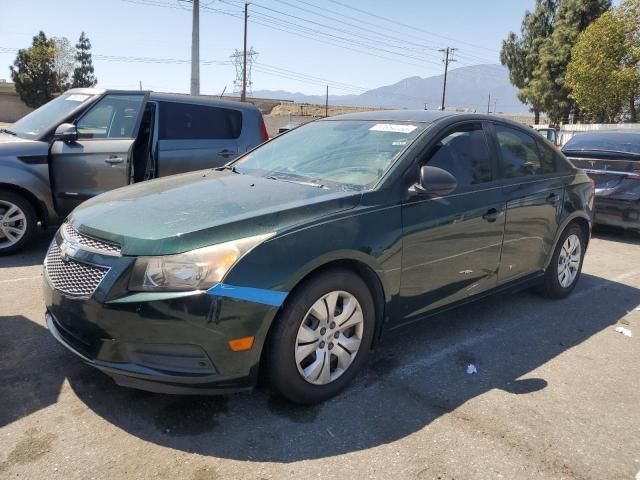 Седани CHEVROLET CRUZE 2014 Зелений
