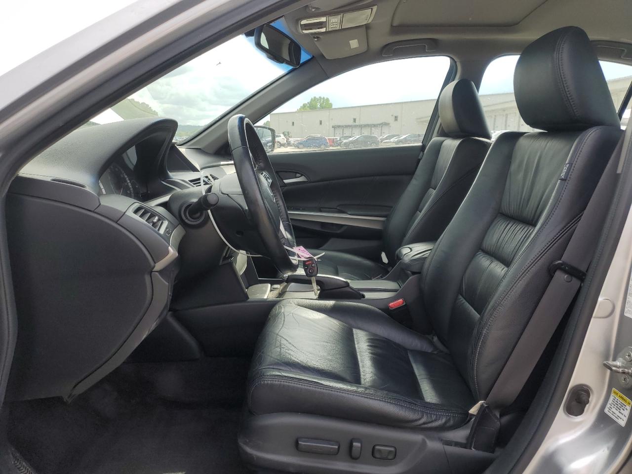 2009 Honda Accord Exl VIN: 1HGCP26849A073592 Lot: 57048825