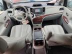 2014 Toyota Sienna Xle for Sale in Portland, OR - Front End
