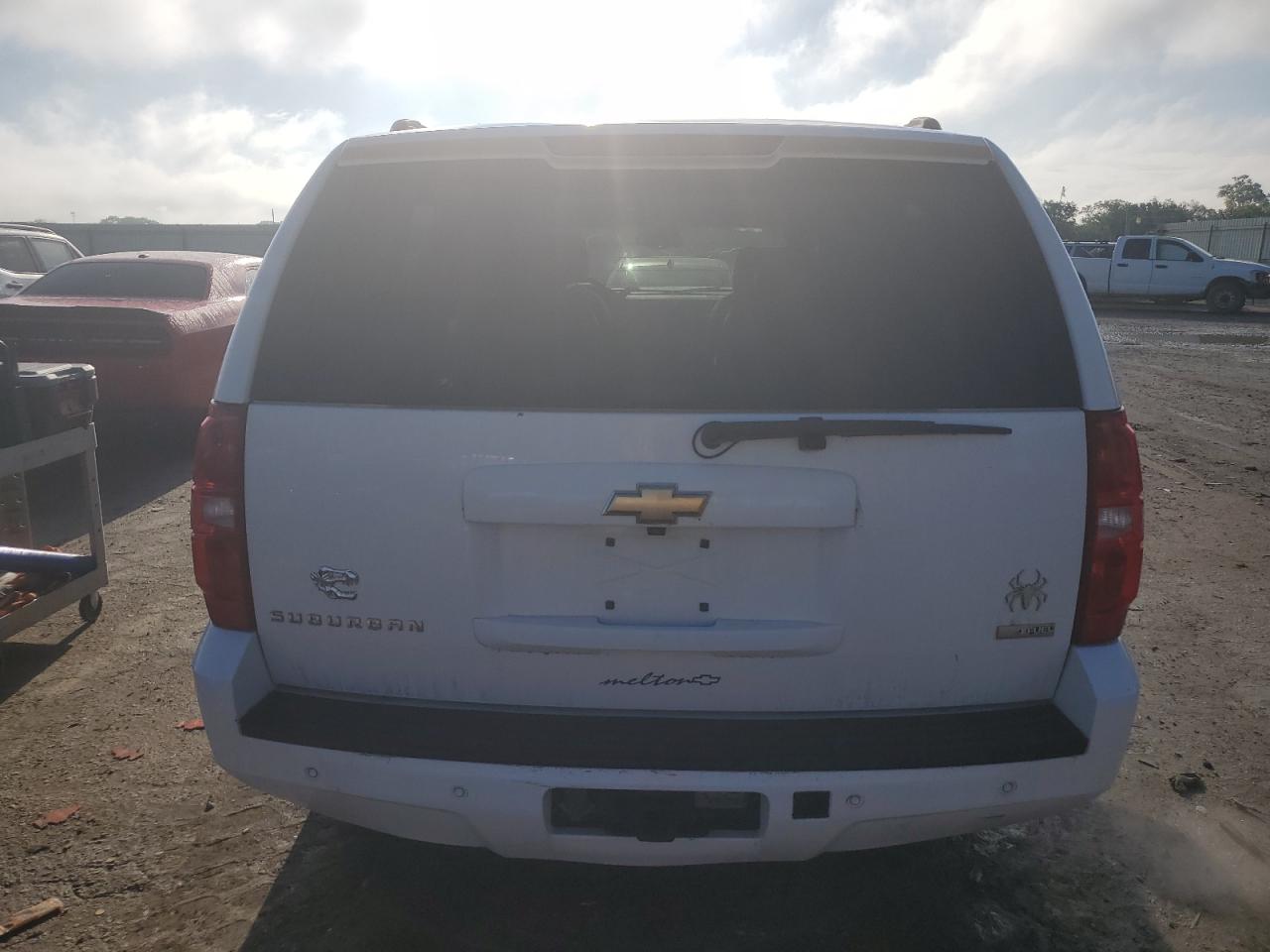 2007 Chevrolet Suburban K1500 VIN: 3GNFK16377G239635 Lot: 55849405