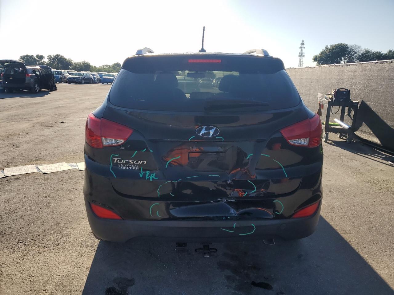 2015 Hyundai Tucson Limited VIN: KM8JU3AG8FU010472 Lot: 56328655