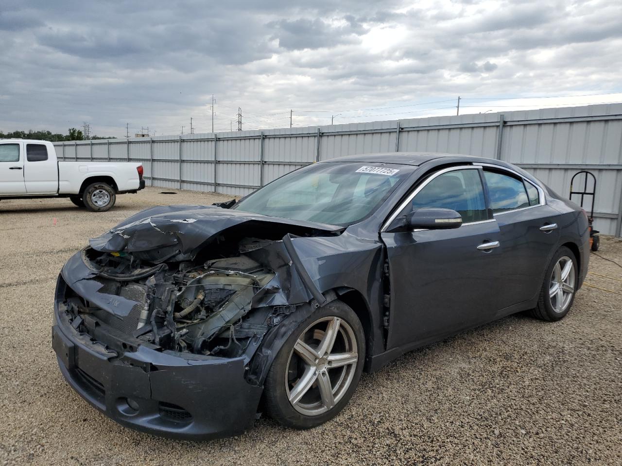 2010 Nissan Maxima S for Sale in Cedar Rapids, IA - Front End