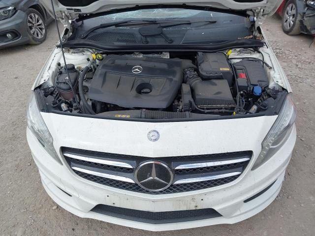 2014 MERCEDES BENZ A180 BLUE-