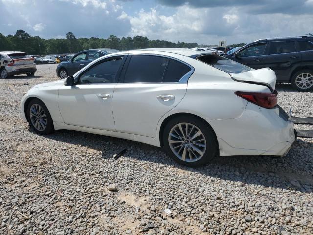 INFINITI Q50 2018 Белы