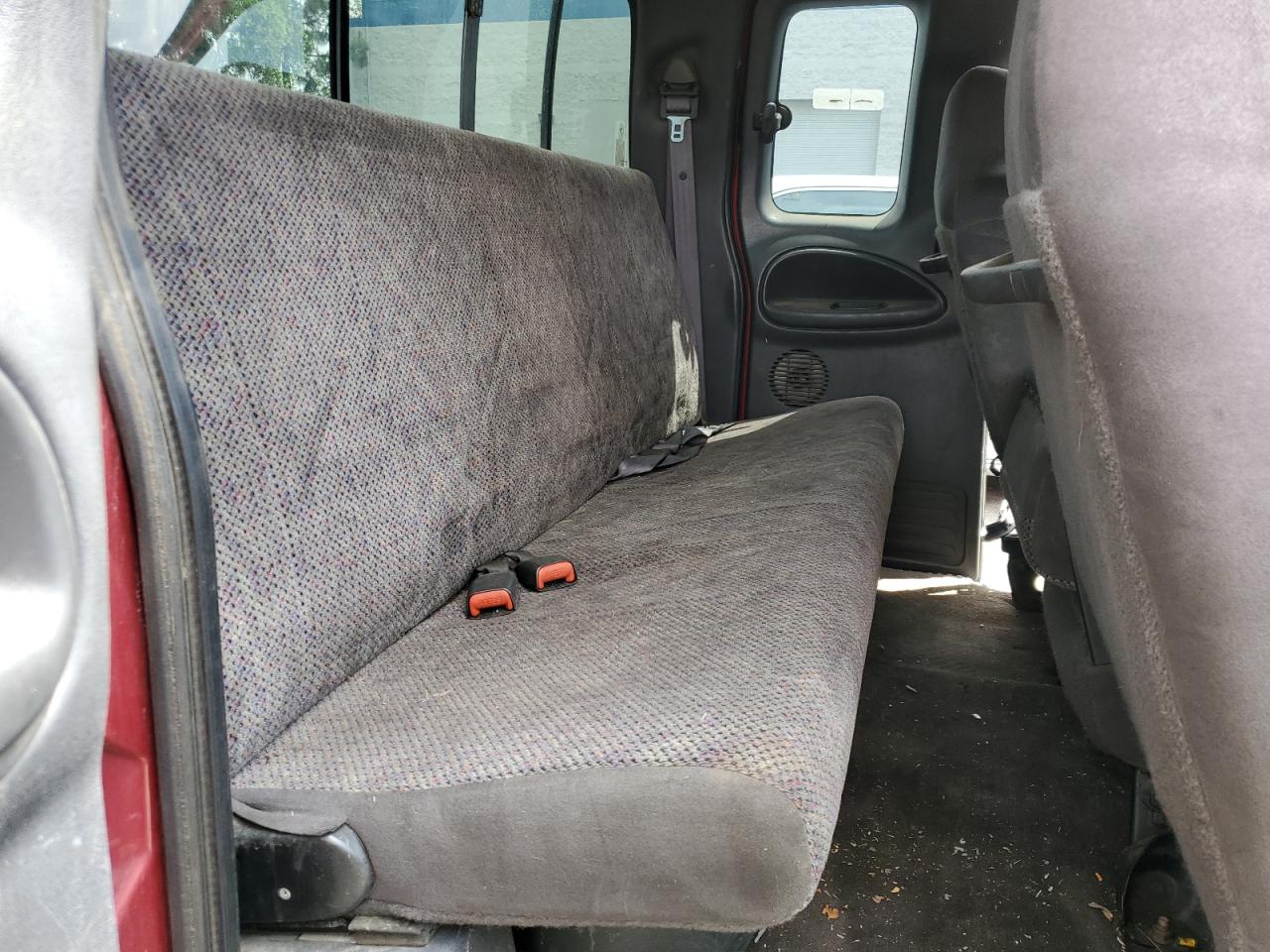 1998 Dodge Ram 1500 VIN: 3B7HC13Z5WG225271 Lot: 56375015