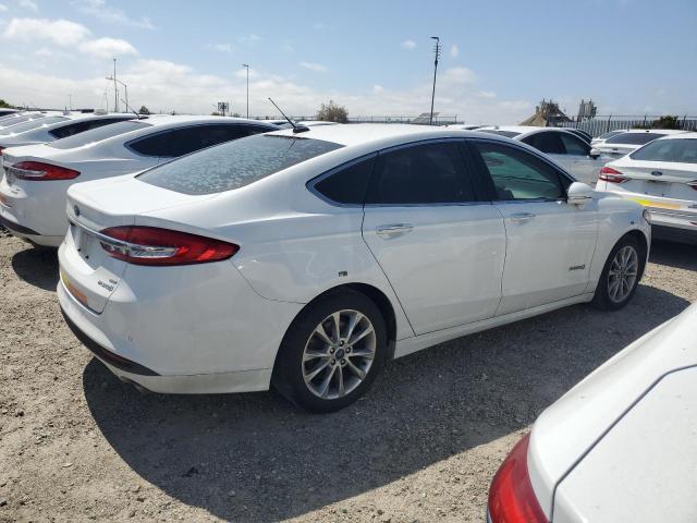 Седани FORD FUSION 2017 Білий