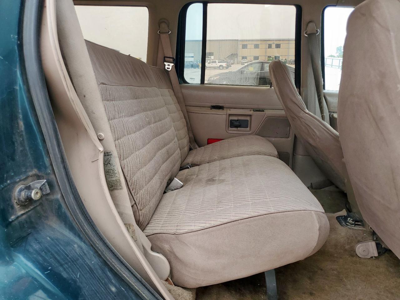 1994 Ford Explorer VIN: 1FMDU32X2RUA24741 Lot: 57272705