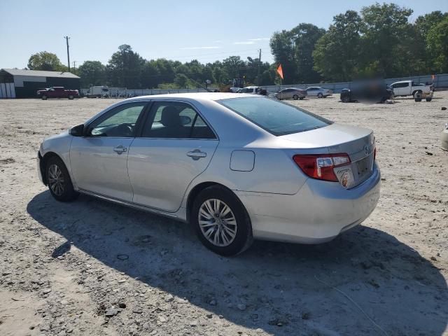  TOYOTA CAMRY 2014 Srebrny