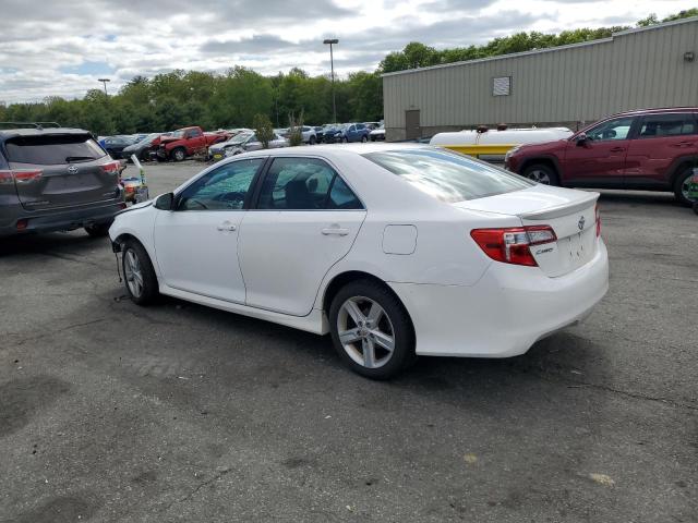  TOYOTA CAMRY 2012 Белый