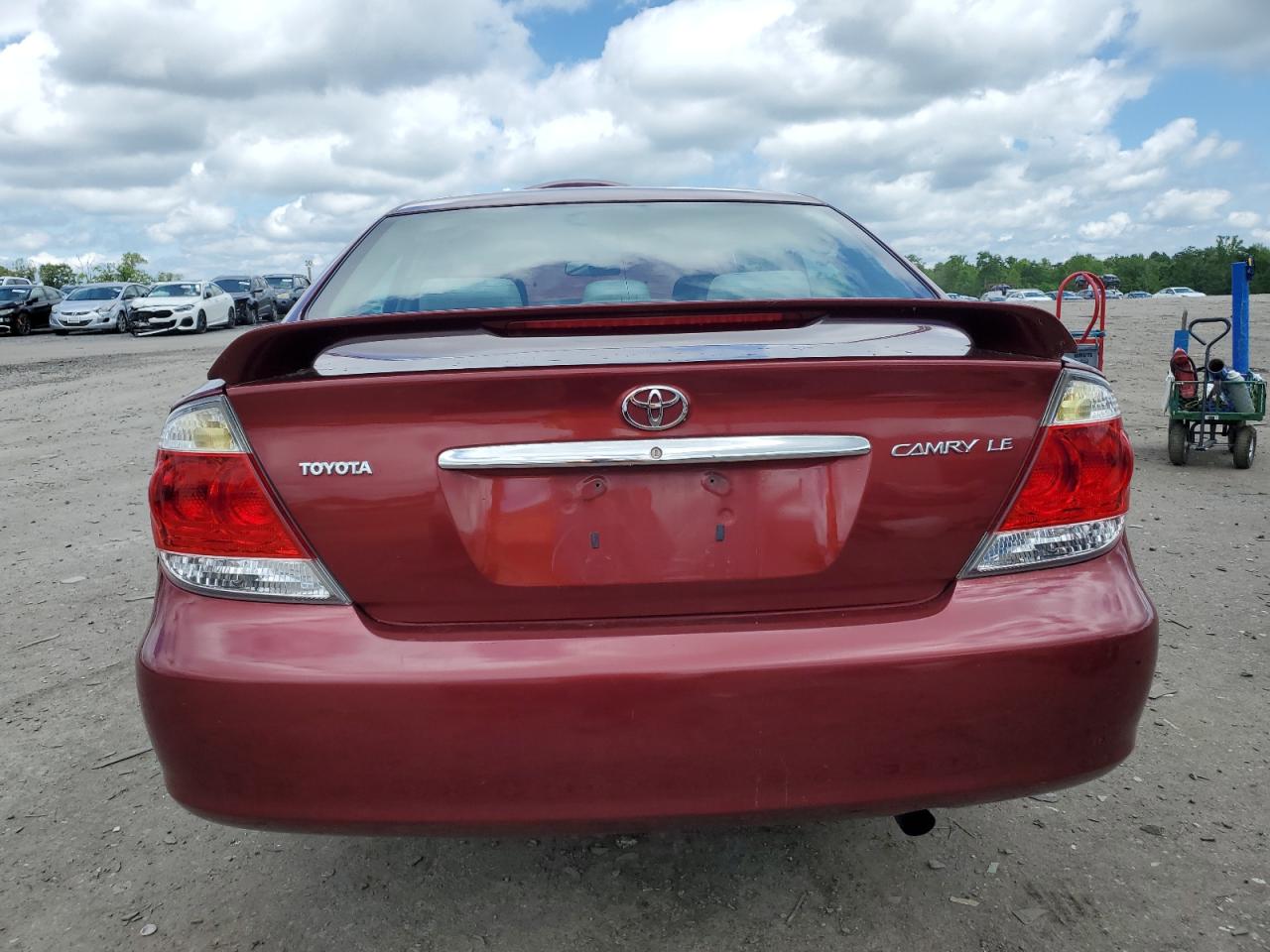 2005 Toyota Camry Le VIN: 4T1BE30K65U058641 Lot: 87383965