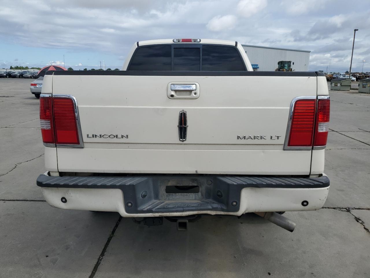 2008 Lincoln Mark Lt VIN: 5LTPW16588FJ04151 Lot: 55656065