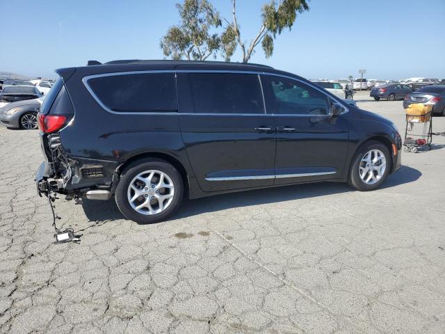  CHRYSLER PACIFICA 2017 Czarny