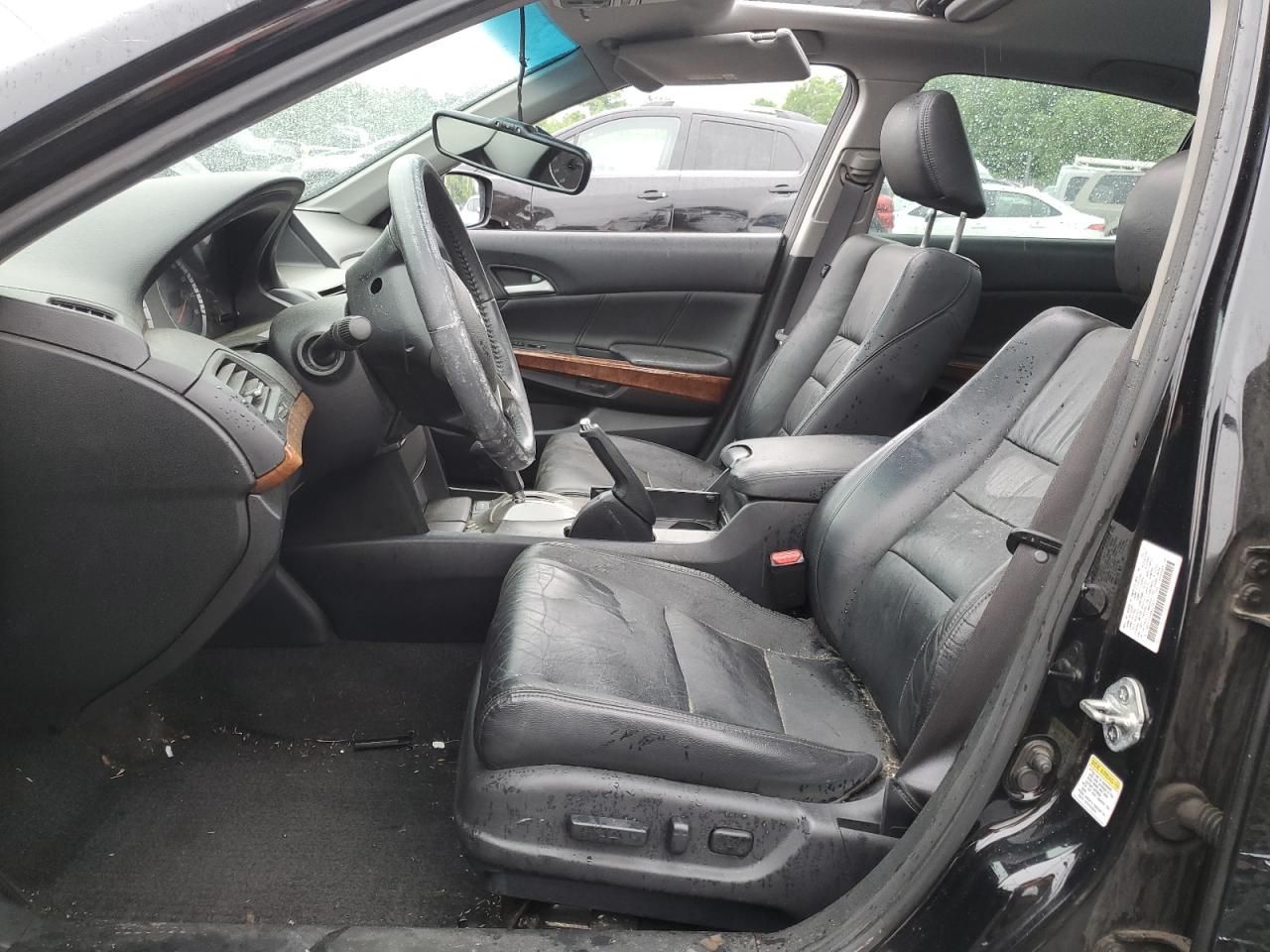 2011 Honda Accord Exl VIN: 1HGCP3F8XBA028815 Lot: 56185345