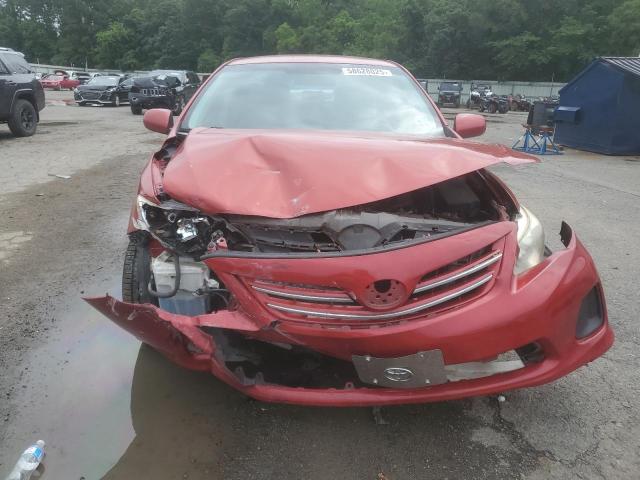  TOYOTA COROLLA 2013 Czerwony