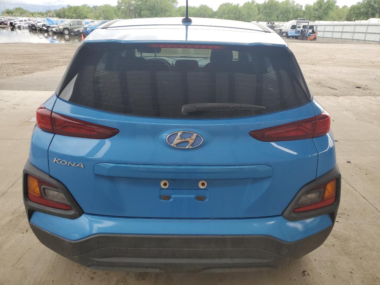 2018 Hyundai Kona Se VIN: KM8K12AA2JU170553 Lot: 56886495