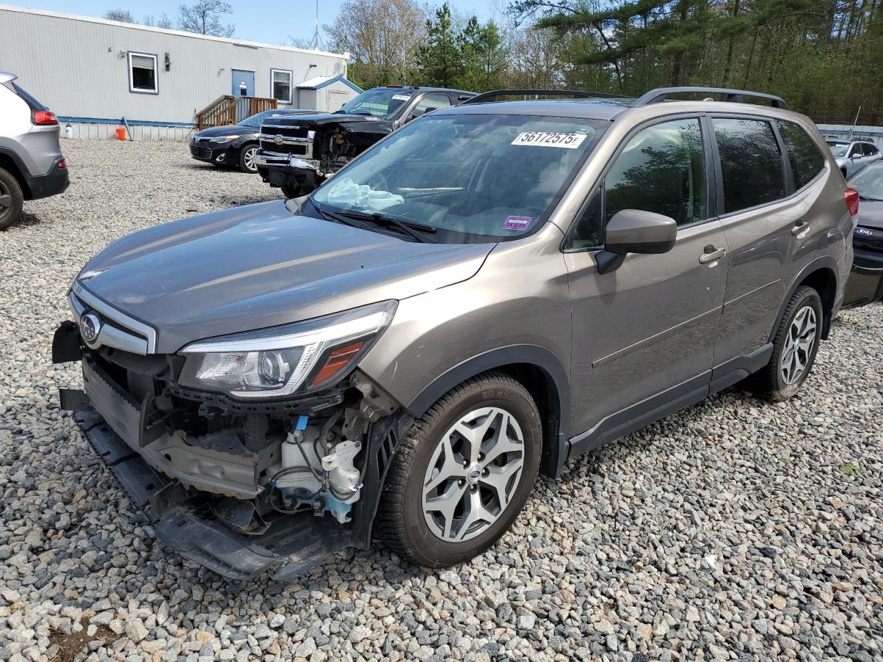 2019 Subaru Forester Premium продається в Lyman, ME - Front End