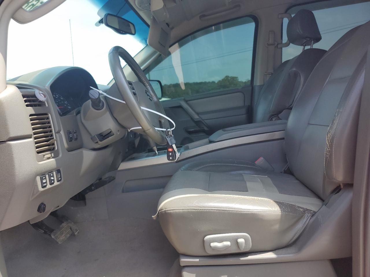 2005 Nissan Titan Xe VIN: 1N6AA07BX5N540231 Lot: 56831995