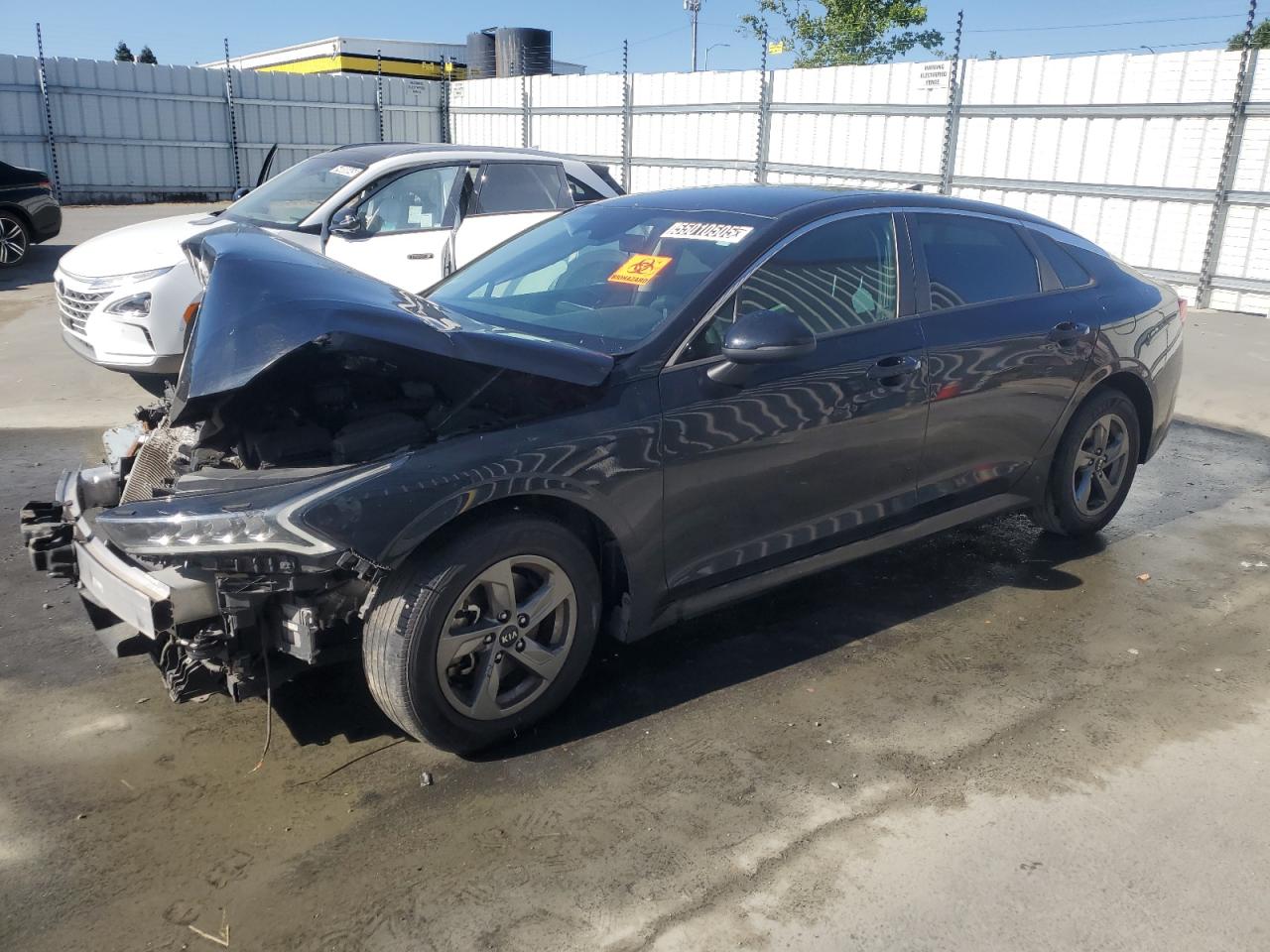 2021 Kia K5 Lx for Sale in Antelope, CA - All Over