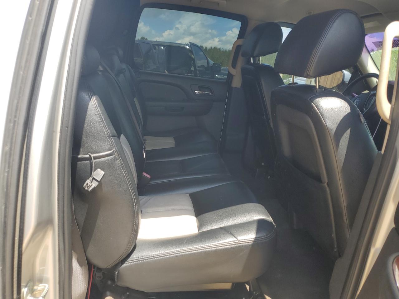 2010 Chevrolet Avalanche Ls VIN: 3GNNCEE07AG271919 Lot: 56796235