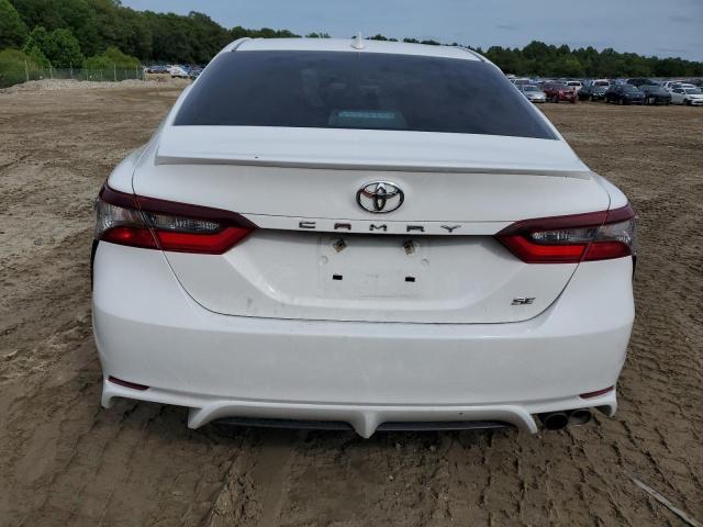  TOYOTA CAMRY 2021 Белы