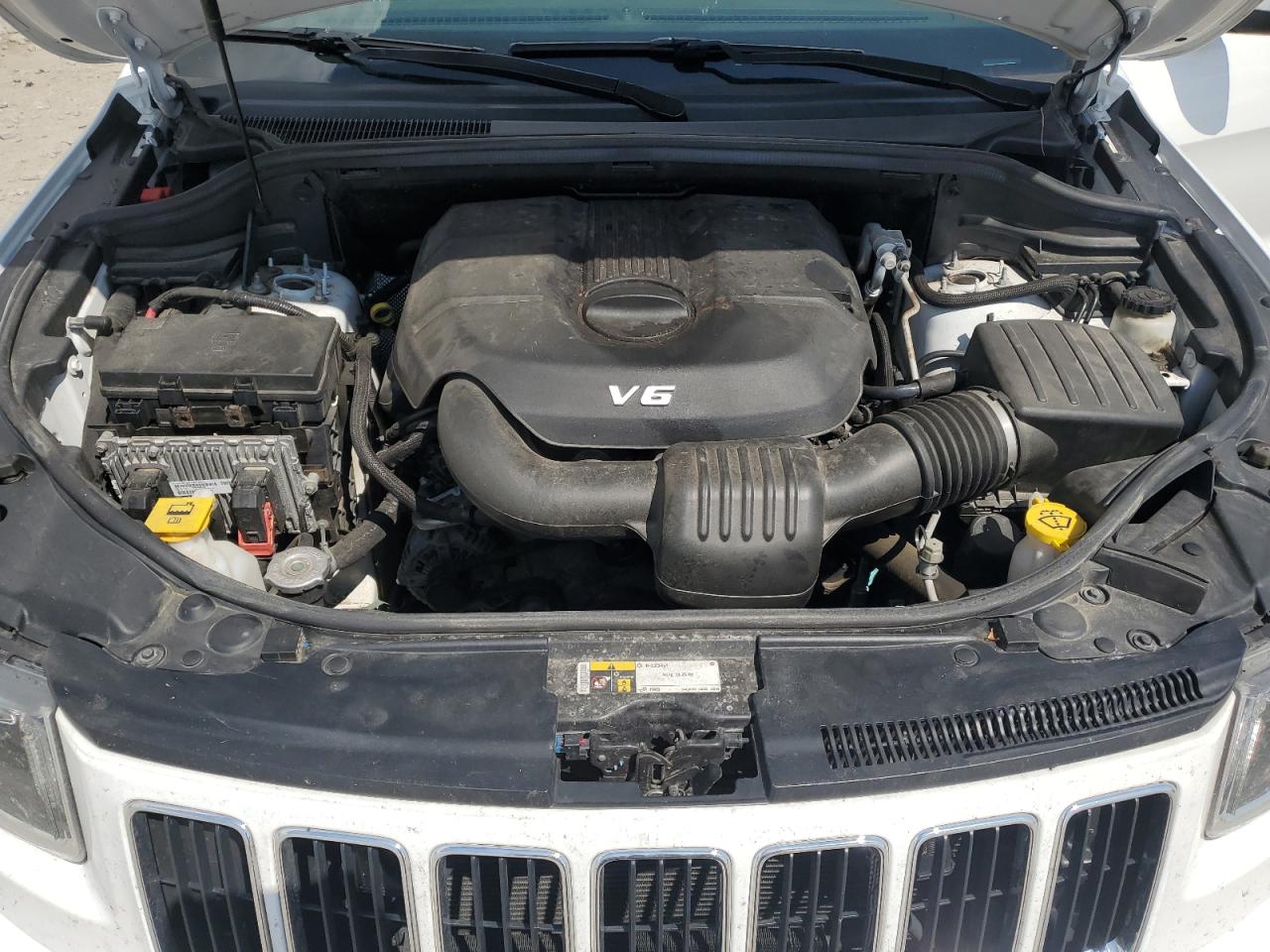 2015 Jeep Grand Cherokee Limited VIN: 1C4RJFBG6FC164779 Lot: 57094525