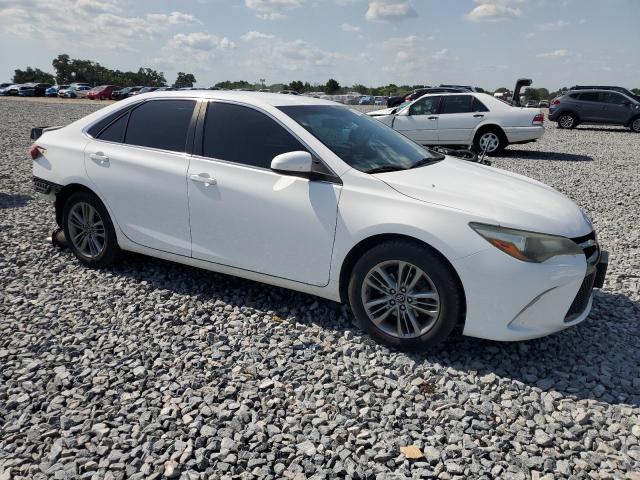  TOYOTA CAMRY 2017 White
