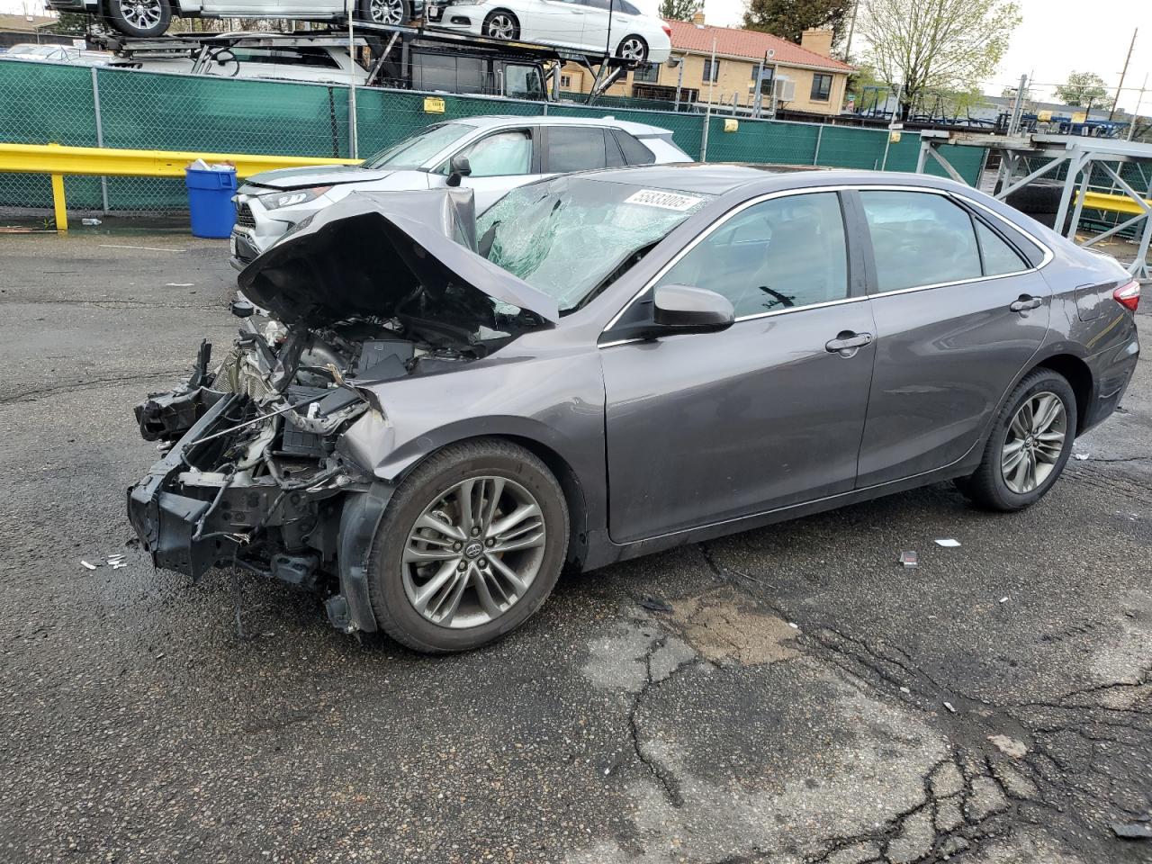 2016 Toyota Camry Le na sprzedaż w Denver, CO - Front End